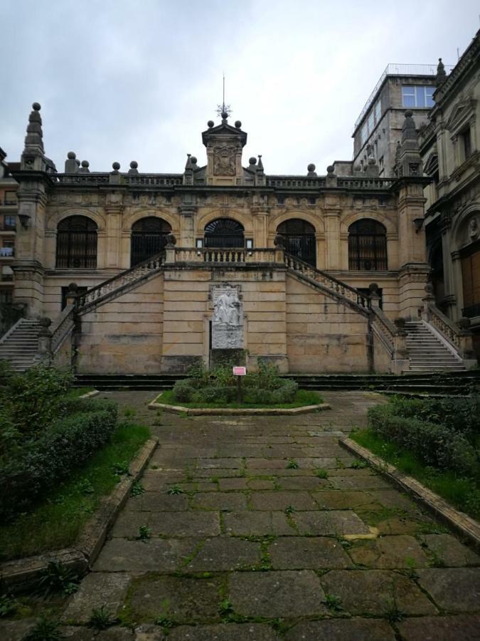 Hospedaje Menendez Pelayo سانتاندر المظهر الخارجي الصورة